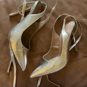 Cool Gold Pumps